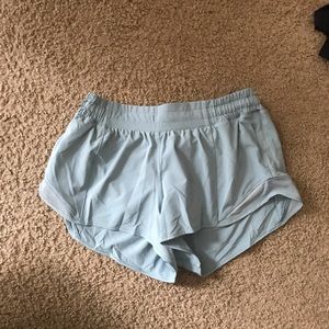Lululemon hotty hot short II 2.5’’